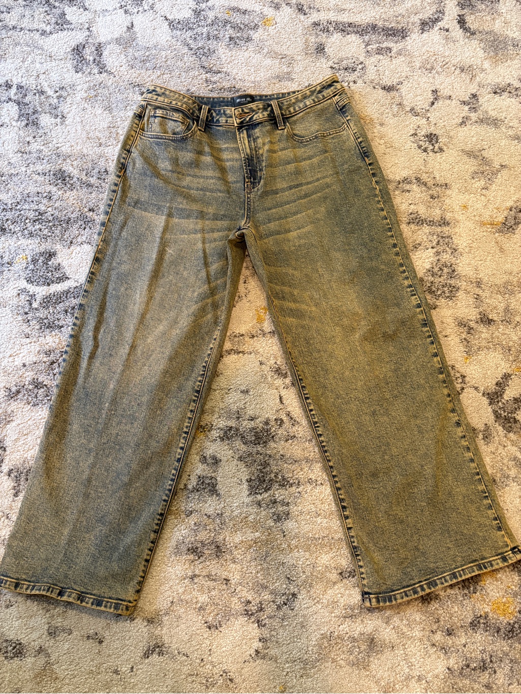 Miss Me Olive Wash Straight Leg Jeans